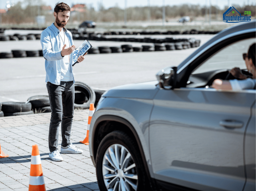VBC Driving School với đội ngũ giảng viên nhiều năm kinh nghiệm