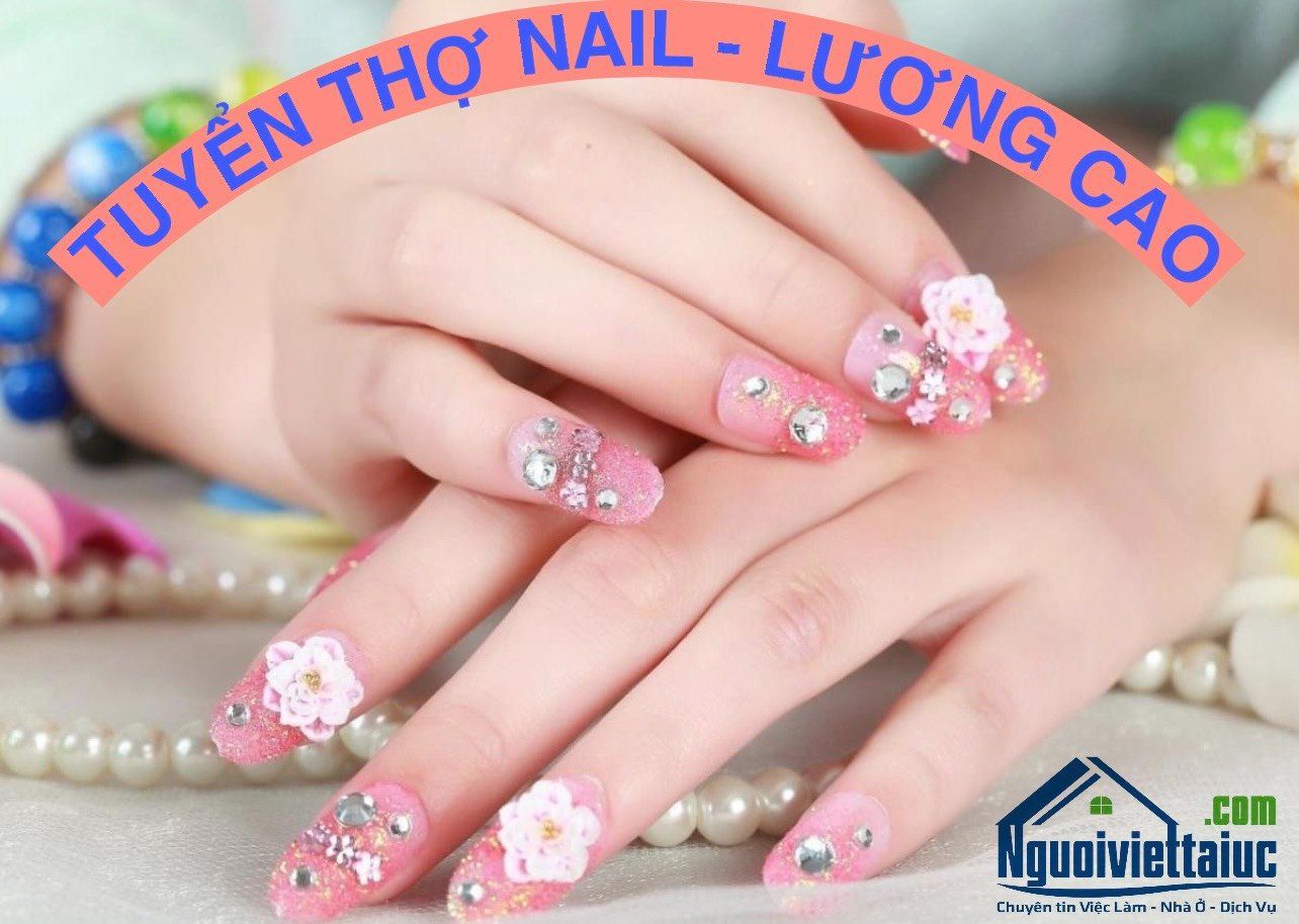 Với đội ngũ thợ bột nails chuyên nghiệp và tâm huyết, bạn sẽ được trải nghiệm một quy trình làm móng hoàn hảo và chất lượng nhất.