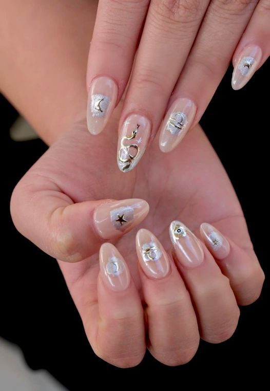 SNS Nail Service in Melbourne by queenhandsnails - Issuu